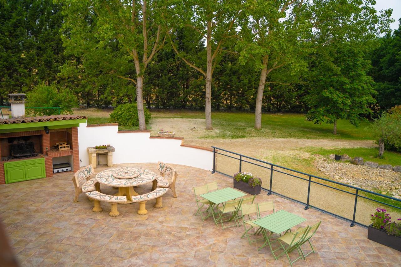 Au Temps Suspendu Villa Saint-Martin-d'Oydes Exterior photo